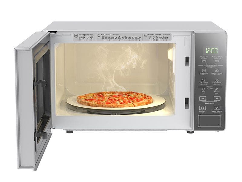 Horno microondas de 0.7' cúbicos, 700 Watts de potencia y autolimpieza, Whirlpool WM1807D.